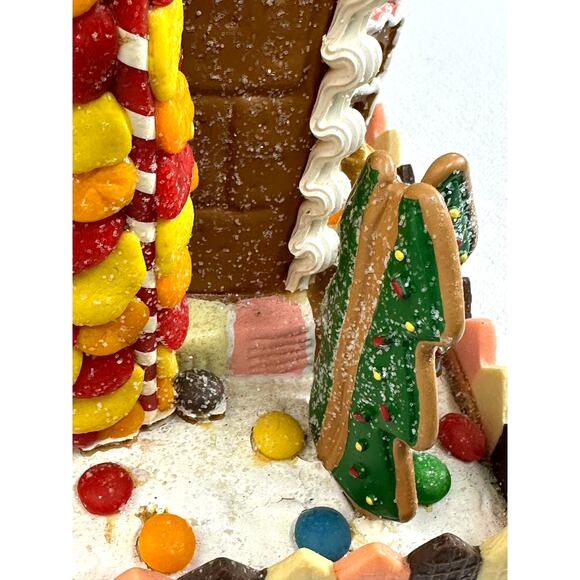 Traditions 433439 Vintage Large Lighted Gingerbread House with Santa - Picture 11 of 16